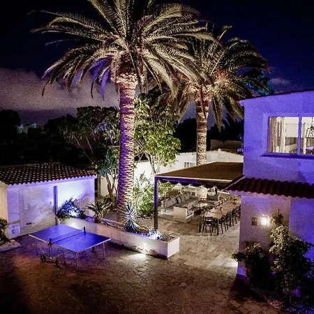 Ginevra Villa *